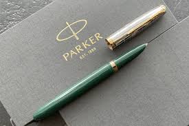 اقلام فاخرة